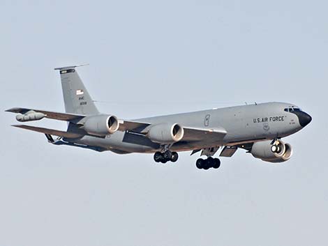 KC-135 Stratotanker Refueling Tanker