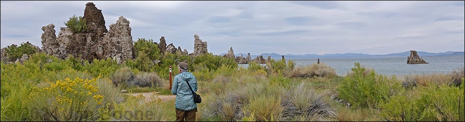 South Tufa Trail