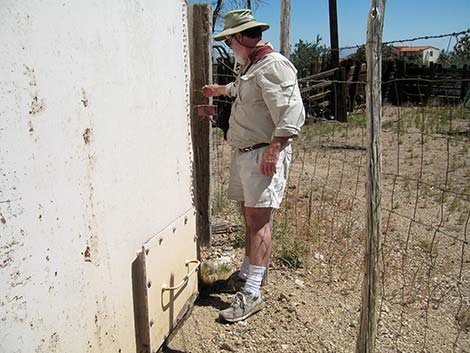 Walking Box Ranch, caretaker's job