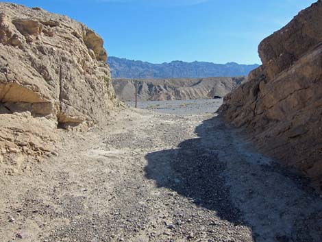 Golden Canyon to Zabriskie Point Trail