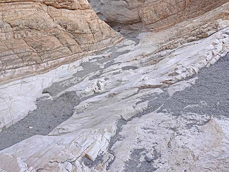 Mosaic Canyon