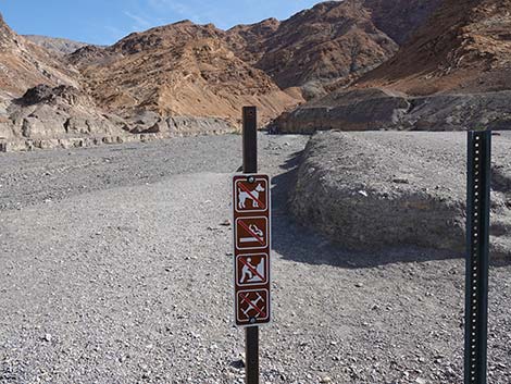 Mosaic Canyon