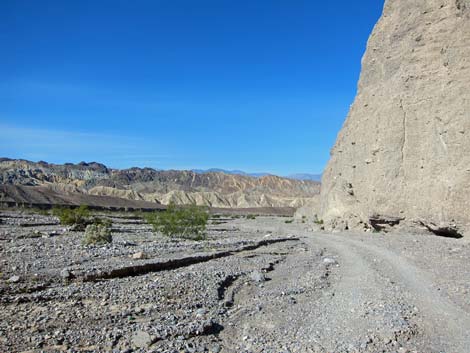 Hole in the Wall Road