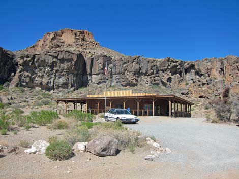 Hole-in-the-Wall Visitor Center