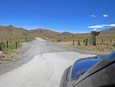 Cottonwood Valley Trailhead