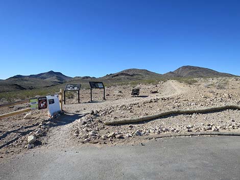 Petroglyph Canyon Trailhead