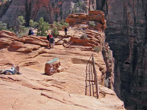 Canyon Overlook Trail